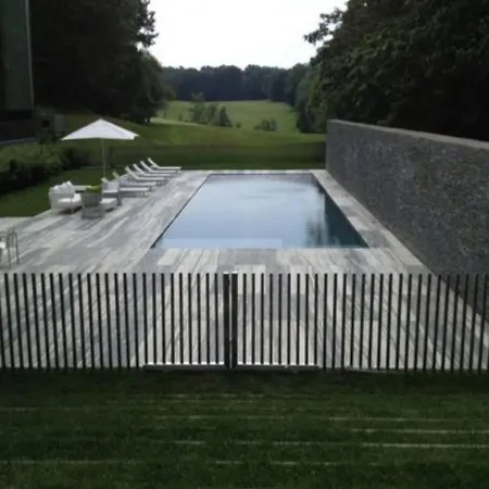 Chic Holiday In With Garden *
