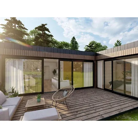 Chic Holiday In With Garden